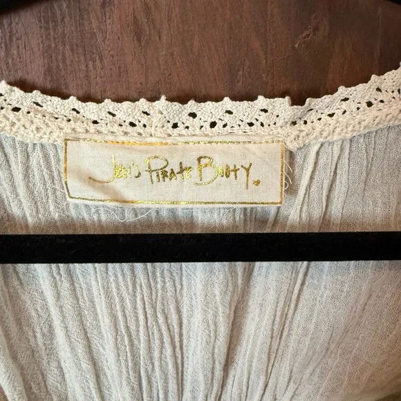 Jen's Pirate Booty Cream Button-Up Blouse - Picture 2 of 2